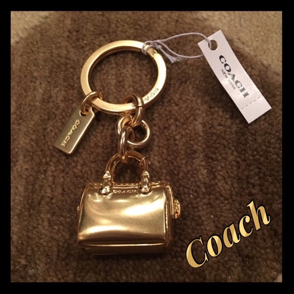 Coach Accessories - 🔥NEW MARKDOWN🔥COACH minipurse keychain/bag charm